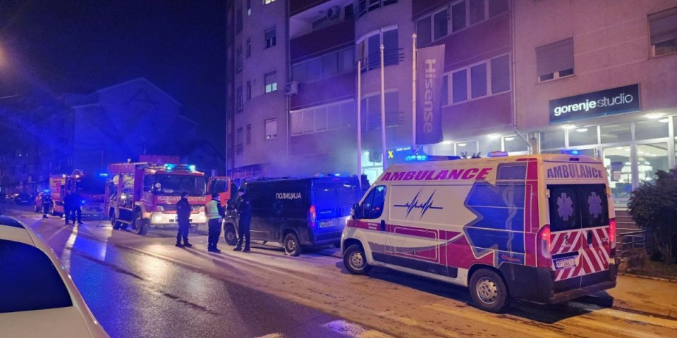 Piromani zapalili prodavnicu u Novom Pazaru! Jedan mladić u bekstvu!