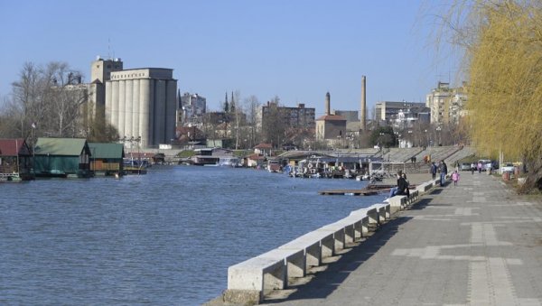 ИЗ КАСЕ ПО 40.000 ДИНАРА: Град Панчево субвенвионише прикуљчење на гасну мрежу ИЗ КАСЕ ПО 40.000 ДИНАРА: Град Панчево субвенвионише прикуљчење на гасну мрежу