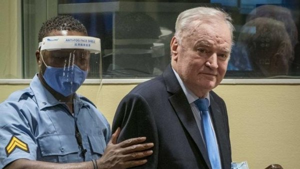 ОДБРАНА ТРАЖИ ПРЕВРЕМЕНО ПУШТАЊЕ НА СЛОБОДУ ГЕНЕРАЛА МЛАДИЋА: Његов преостали животни век мери се у месецима ОДБРАНА ТРАЖИ ПРЕВРЕМЕНО ПУШТАЊЕ НА СЛОБОДУ ГЕНЕРАЛА МЛАДИЋА: Његов преостали животни век мери се у месецима