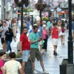 OČEKUJU NAS LOKALNI PLJUSKOVI SA GRMLJAVINAMA Vremenska prognoza za utorak 17. jun: Očekujte malo niže temperature