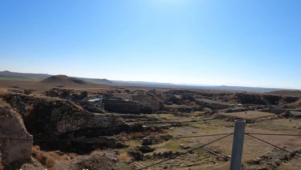 ДРЕВНА КРАЉЕВСКА ГРОБНИЦА ОТКРИВЕНА У ТУРСКОЈ: Садржи остатке елитног члана краљевства Фригије (ФОТО)