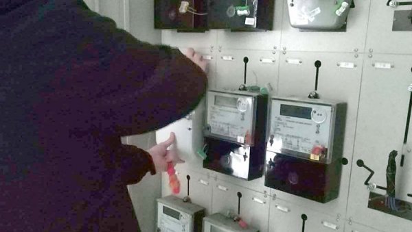 ВОДИЧ ЗА САМОСТАЛНО ОЧИТАВАЊЕ СТРУЈЕ: Ево како пријавити стање бројила