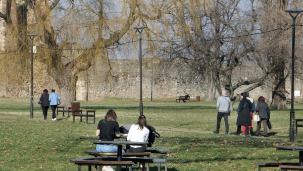 ТЕМПЕРАТУРА ЋЕ РАСТИ, ИЗНЕНАДИЋЕ ВАС КОЛИКО: Метеоролог најавио невероватно време све до овог датума
