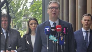 <div>“DA POKAŽEMO ŠTA JE SRBIJA USPELA”: Vučić otkrio kog datuma kreće proizvodnja robota</div>