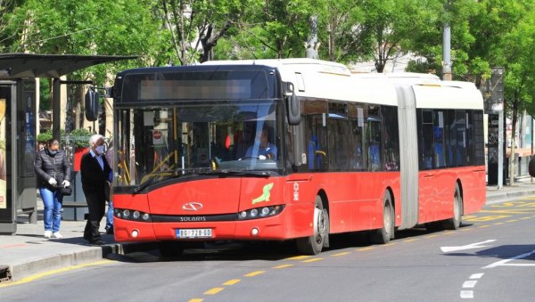 НЕЗГОДА КОД БРАНКОВОГ МОСТА: Возачу аутобуса позлило за воланом, ГСП најављује строже контроле и казне